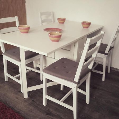 Apartman Pernink - Ubytovani V Srdci Krusnych Hor Exterior photo